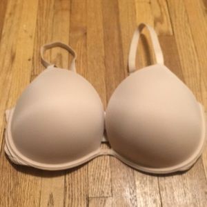 VS PINK Extreme Push Up Bra. Worn once!